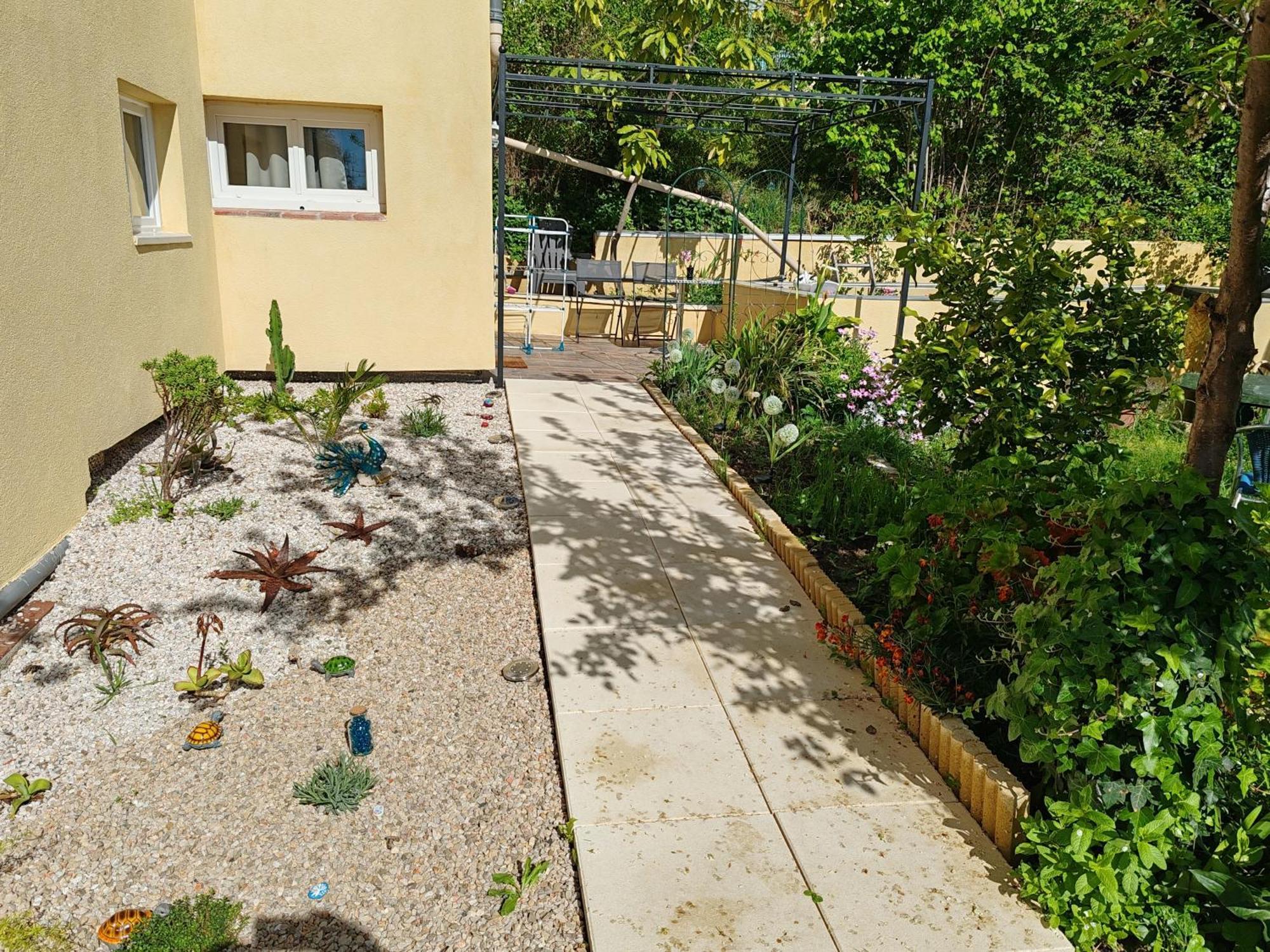 ונס Appartement Aurore En Rez De Jardin Avec Parking Gratuit מראה חיצוני תמונה